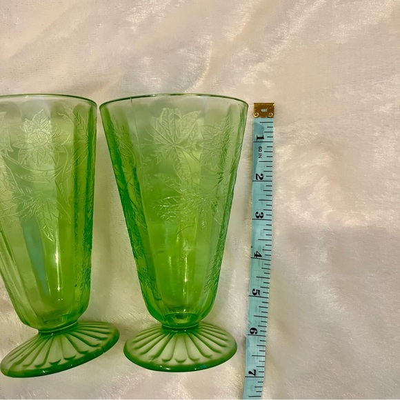 Jeannette Glass Company Uranium Glass Iced Tea Green Poinsettia  Footed Tumblers - Picture 4 of 7